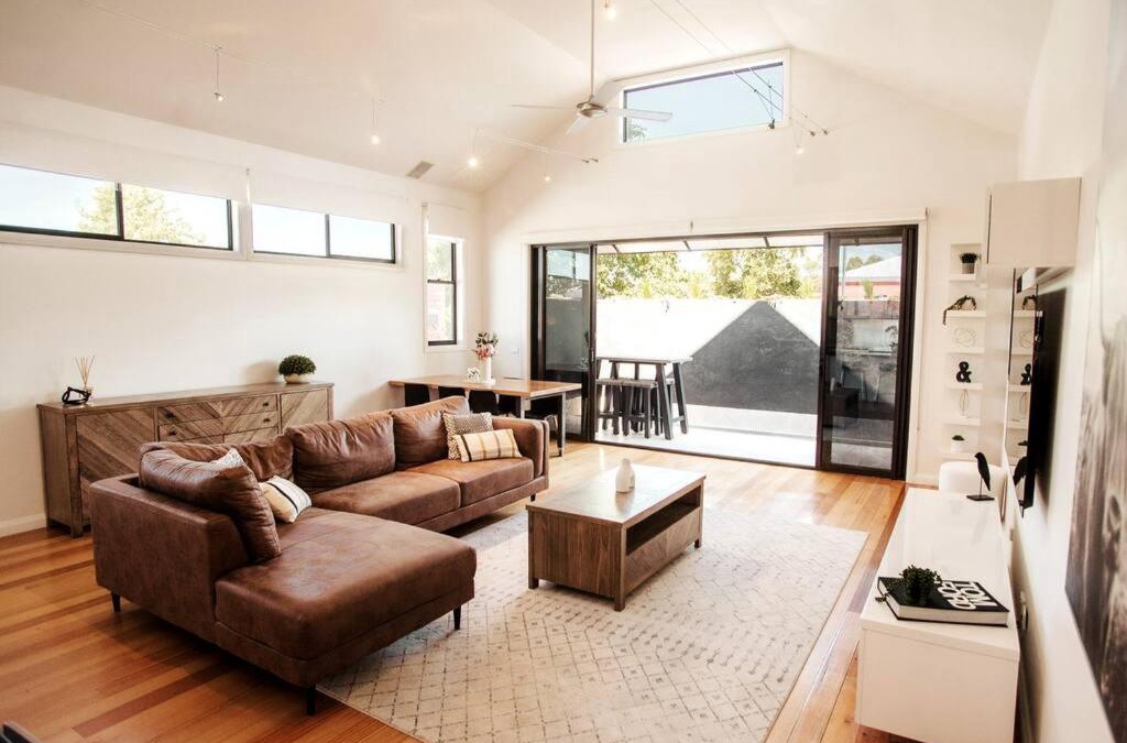 Benalla House | Loft On Bridge