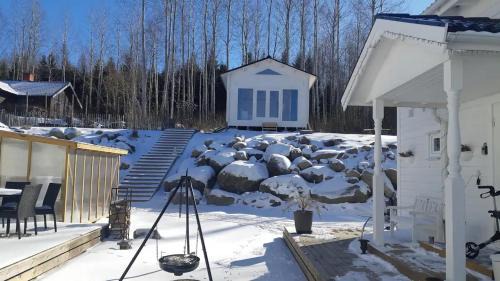 Laxa Municipality House | Loft-Sleeps5-Parking-Spa-LakeViews-PetFriendly