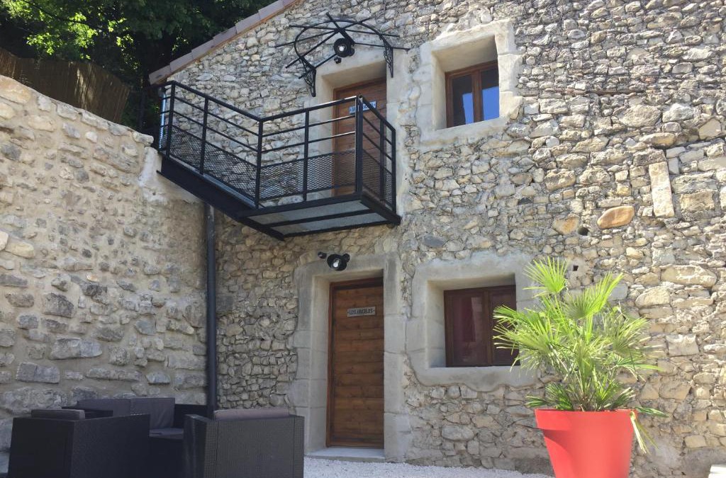 Baix House | Loft Stories