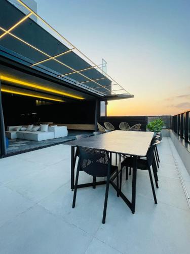 Itoupava Seca Apartment | LOFT UP 510 | Mobiliado | WIFI | Piscina | Vaga