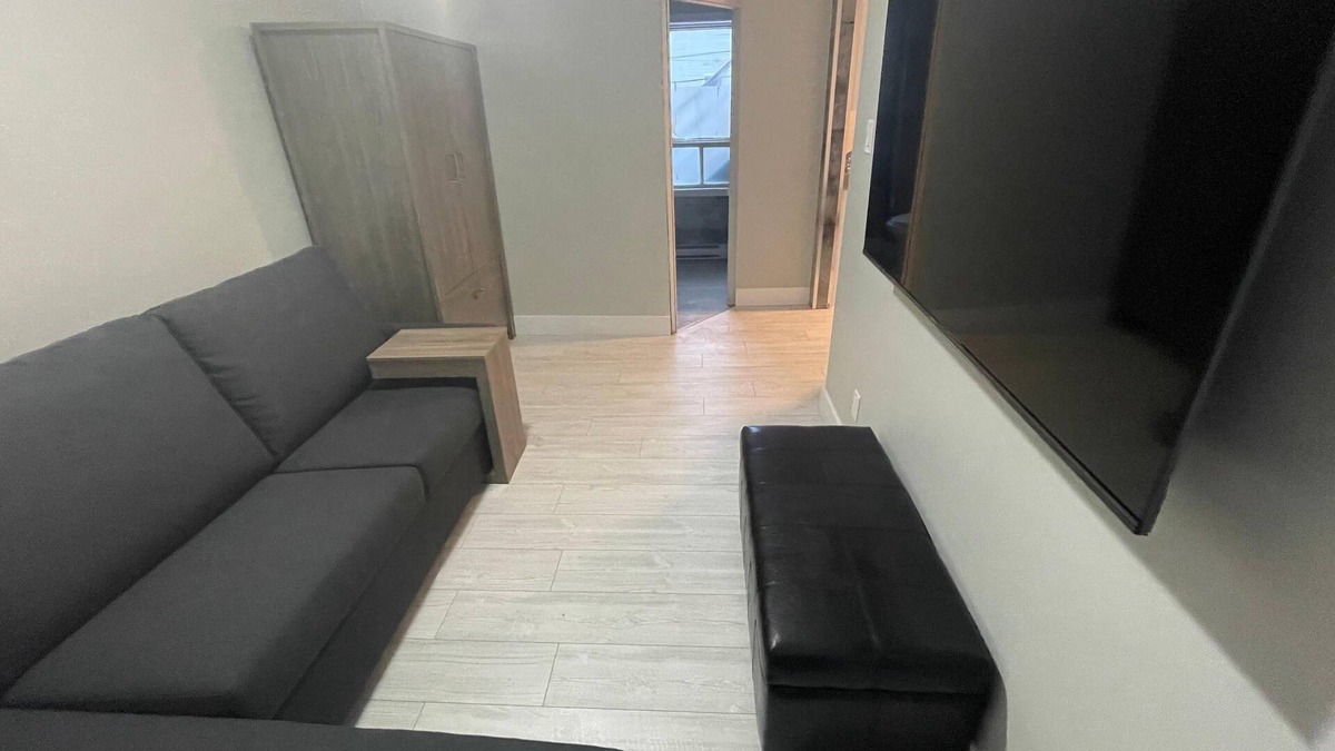 Rouyn-Noranda Apartment | Loft with a sofa bed (Le Convivial)