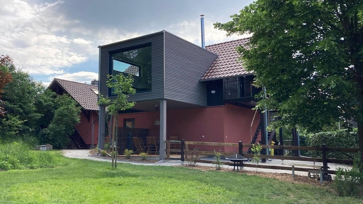 Straupitz Apartment | Loft with fireplace and 2 terraces on a natural plot in Straupitz-Spreewald