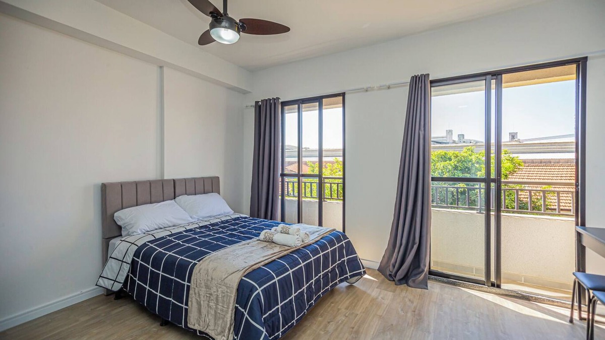 Belenzinho Apartment | Loft with smart lock and balcony in Bresser