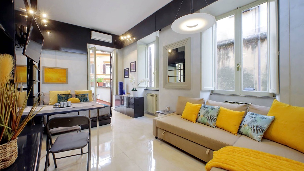 Repubblica Apartment | Loft with terrace near Piazza Barberini