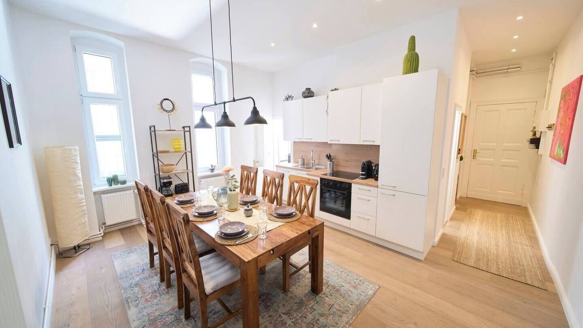 West Berlin Centre Apartment | Loftly Kant99 - Central - 90m2 - Self Check-In - 300 Mbit