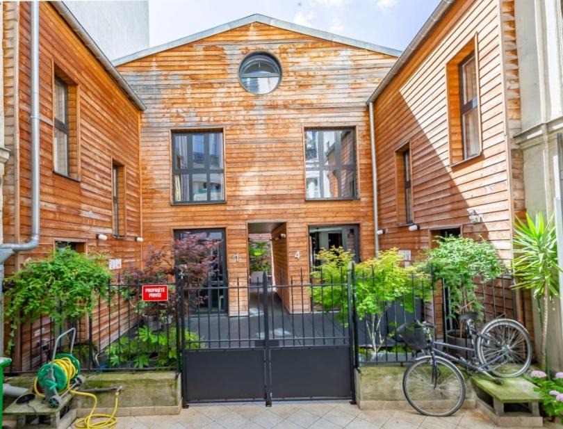 11th Arrondissement Apartment | Lofts Chemin Vert