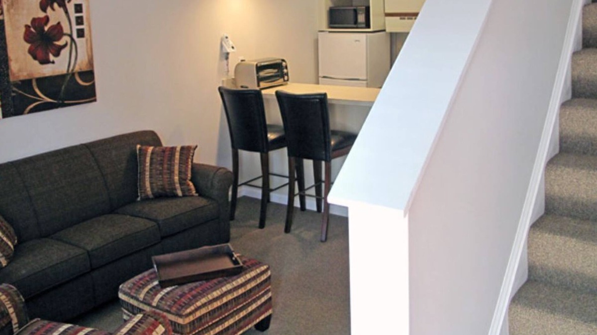 Winchester Apartment | Lofts for weekly rentals! 2 miles from historic downtown.
