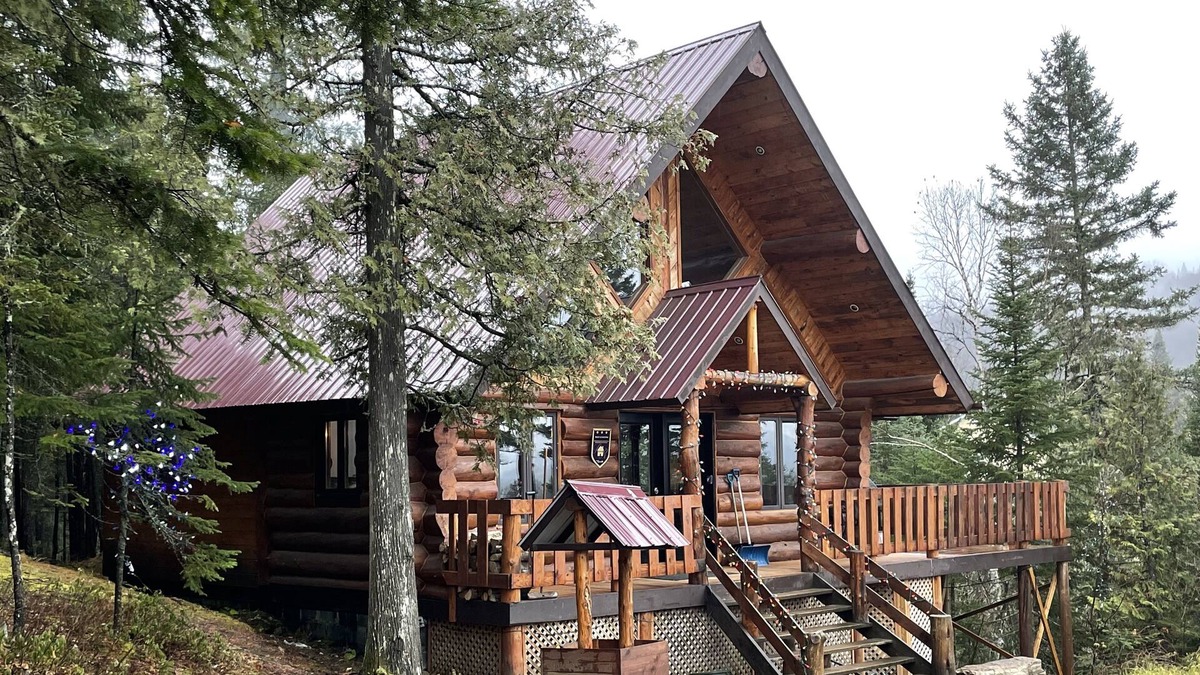 Saint-Michel-des-Saints Cabin | Log cabin in forest in Saint-michel-des-saints