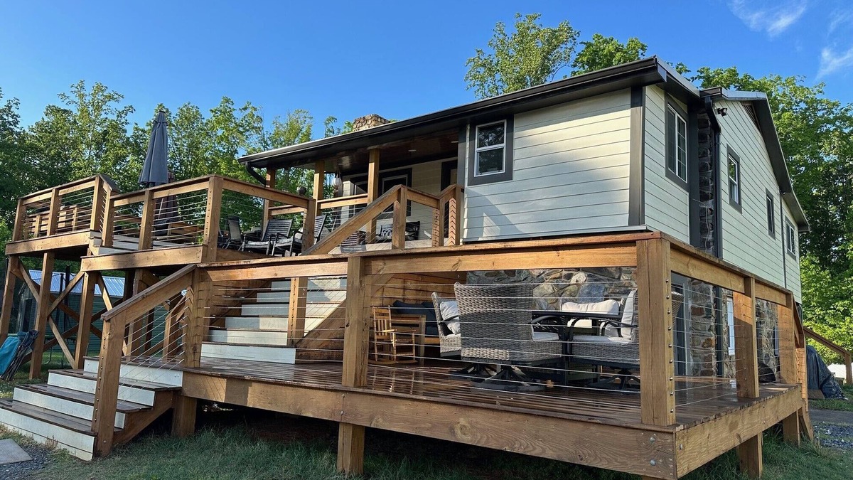 Siler City Cabin | Log Cabin at the Farm