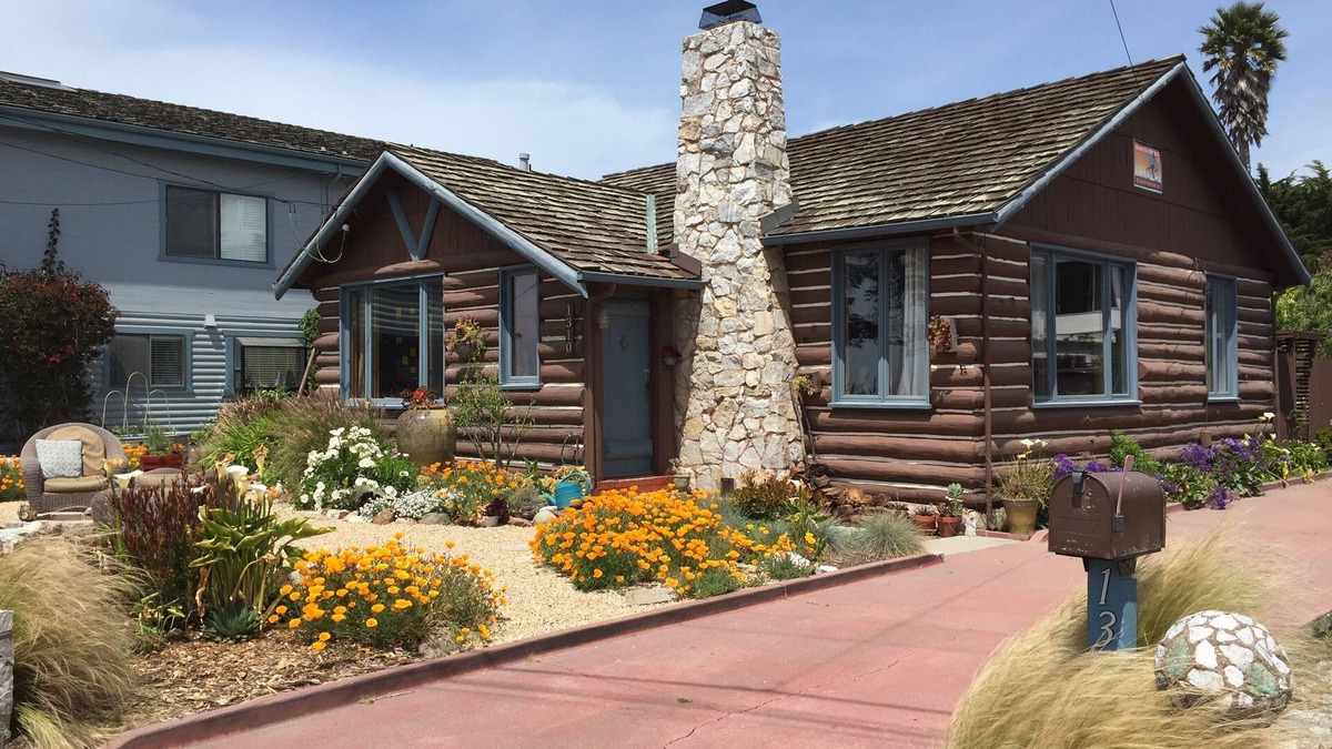 Westside Santa Cruz Cabin | Log Cabin By The Sea