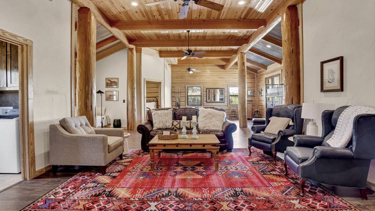 Kingsland House | Log Cabin Home w/Lake Access and Private Boat Ramp!