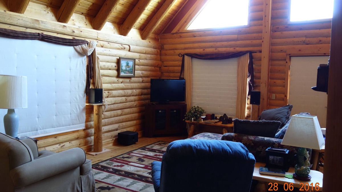 Collbran Cabin | Log cabin in Aspens at Vega State Park