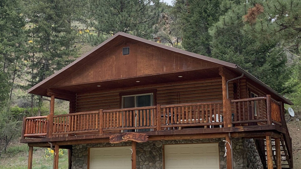 Conner House | Log cabin in the bitterroot mountains