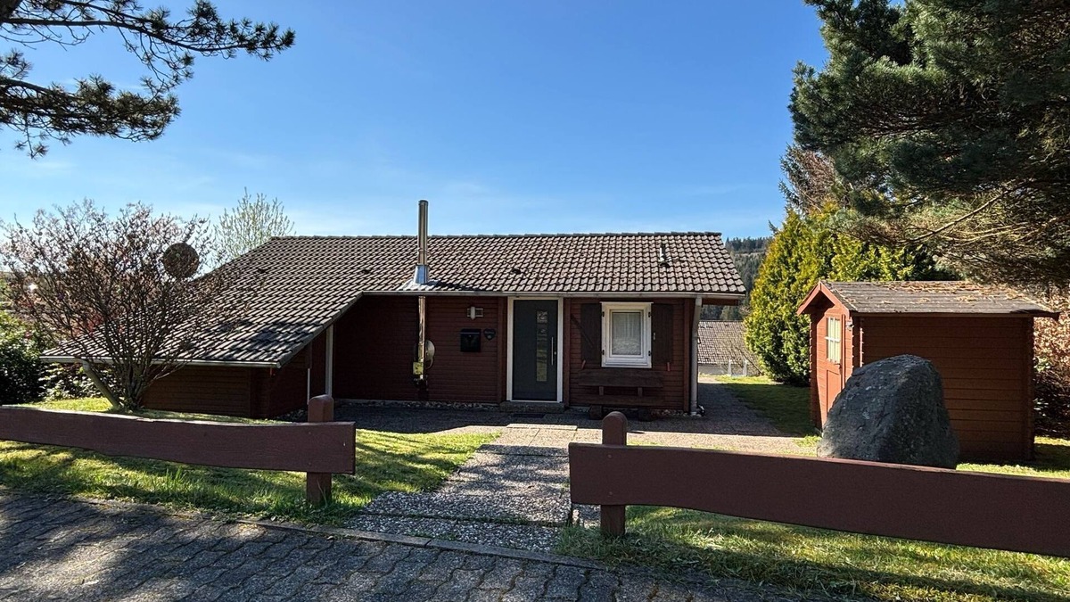 Hildfeld House | Log cabin in the heath village
