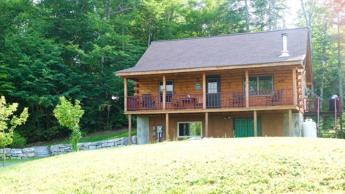 Gorham Cabin | Log Cabin in the White Mountains