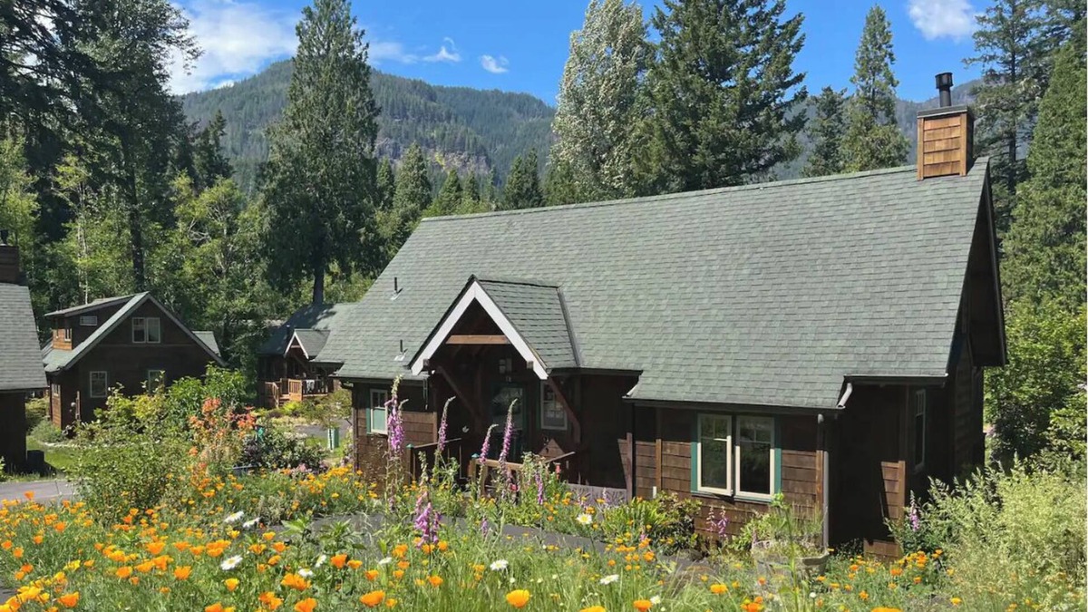 McKenzie Bridge Cabin | Log Cabin Inn 18 On The McKenzie River