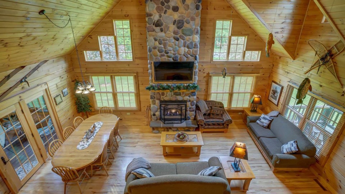 Baraboo House | Log Cabin Lodge Devil's Lake State Park, Skiing, Cascade Mtn, Dells