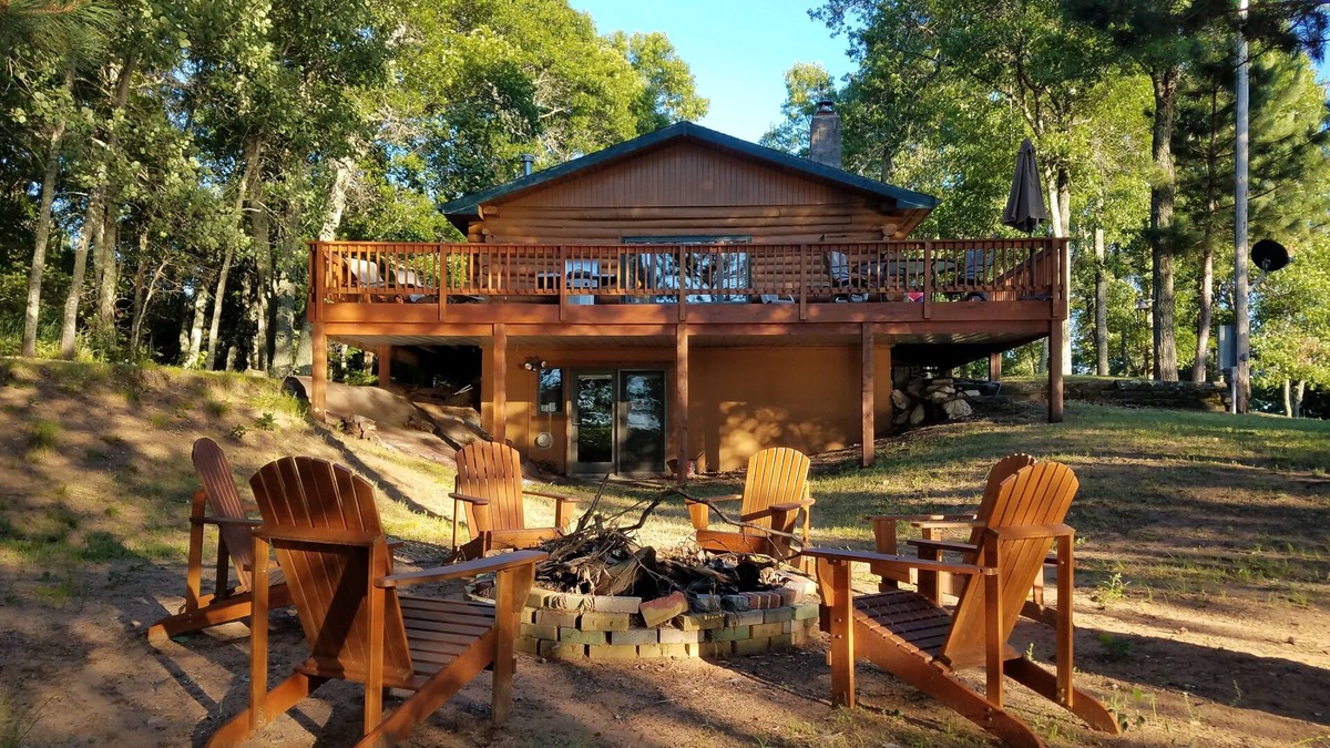 Minong Cabin | Log Home on Leader Lake- Quiet and Beautiful Sand Bottom Lake, Swim Fish Paddle
