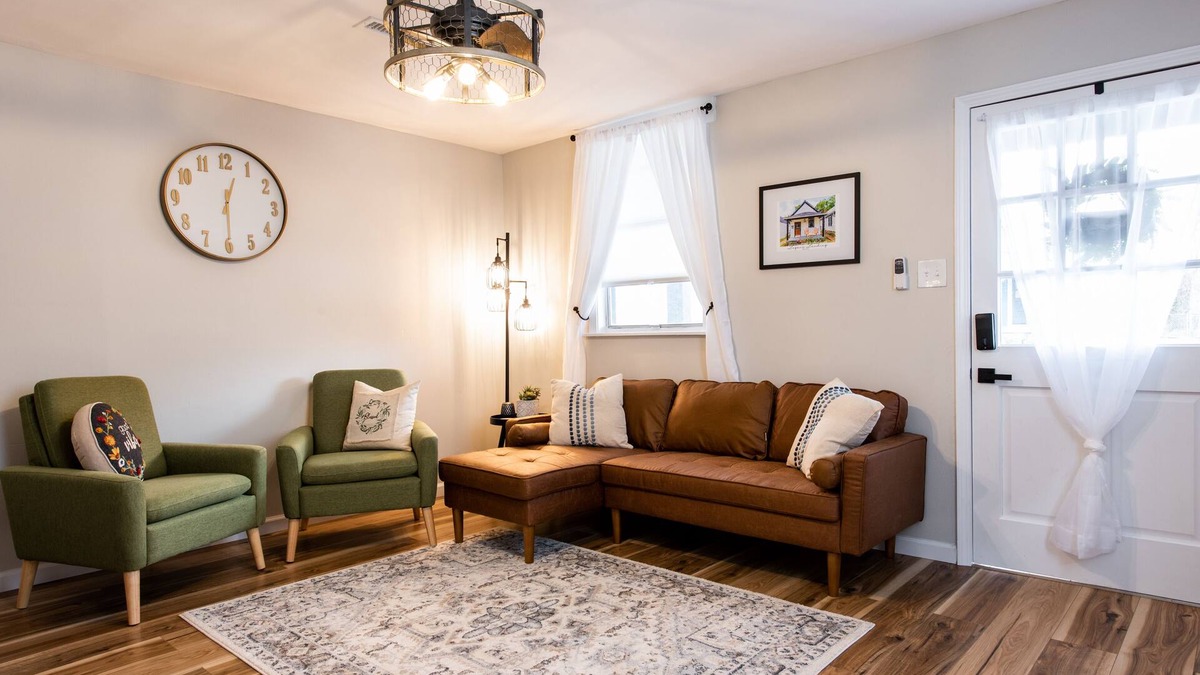 New Albany House | Logan’s Landing!