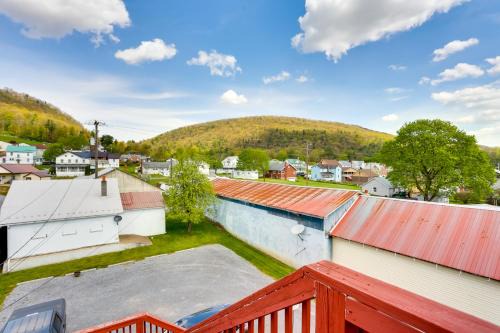 Loganton House | Loganton Townhome, Near Fly Fishing and Hiking!