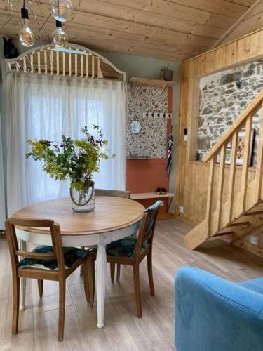 Vue Apartment | Logement atypique et charmant dans les marais, studio espace ouvert