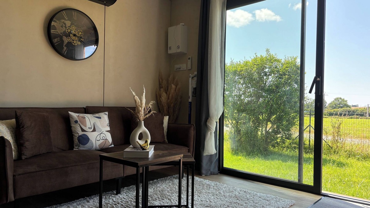 Cornille Apartment | Logement Avec Terrain Privé