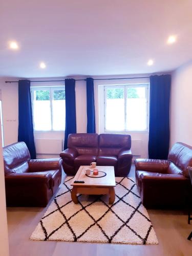 Gien-sur-Cure Apartment | Logement calme en Morvan
