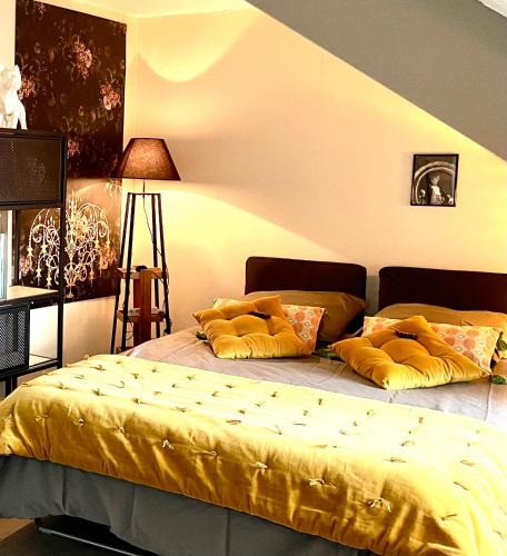 Vitre Apartment | Logement château gare commerces CENTRE Vitré