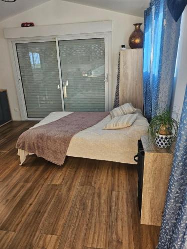 La Celle-sous-Gouzon Apartment | logement cocooning