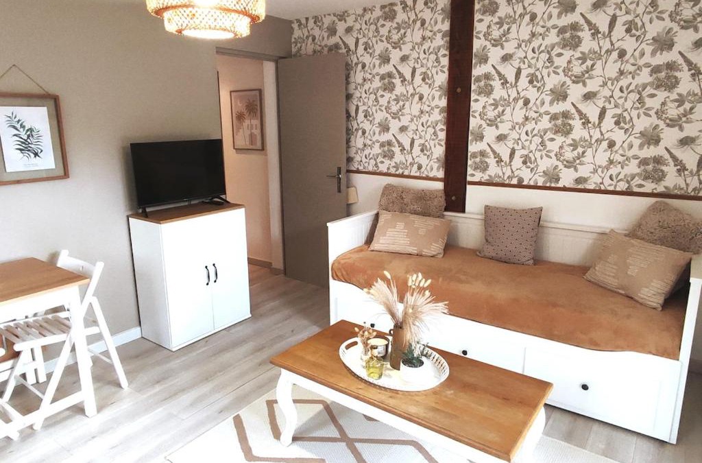 Saint-Sernin Apartment | Logement lumineux bord de forêt