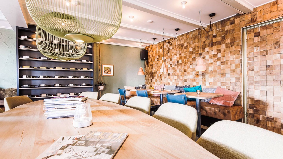Nes Hotel | Logement Overzee