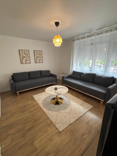 Noisy-le-Sec Apartment | Logement spacieux à 15mn de Paris
