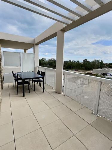 Serignan Apartment | Loggia Verde -charming studio 450m from sea in a s