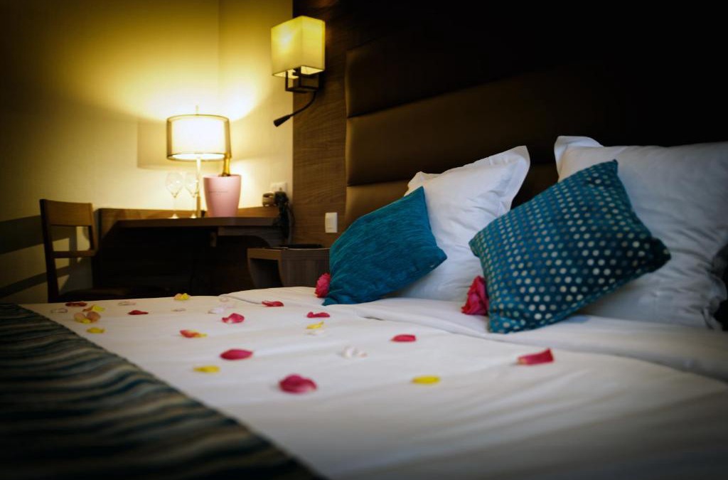 Matougues Hotel | Logis Auberge Des Moissons