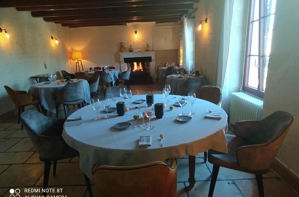 Coulombiers Hotel | Logis Auberge le centre poitou
