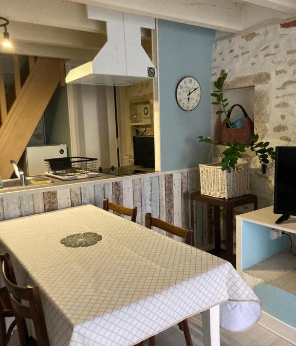 Varennes-les-Narcy House | Logis côté Jardin