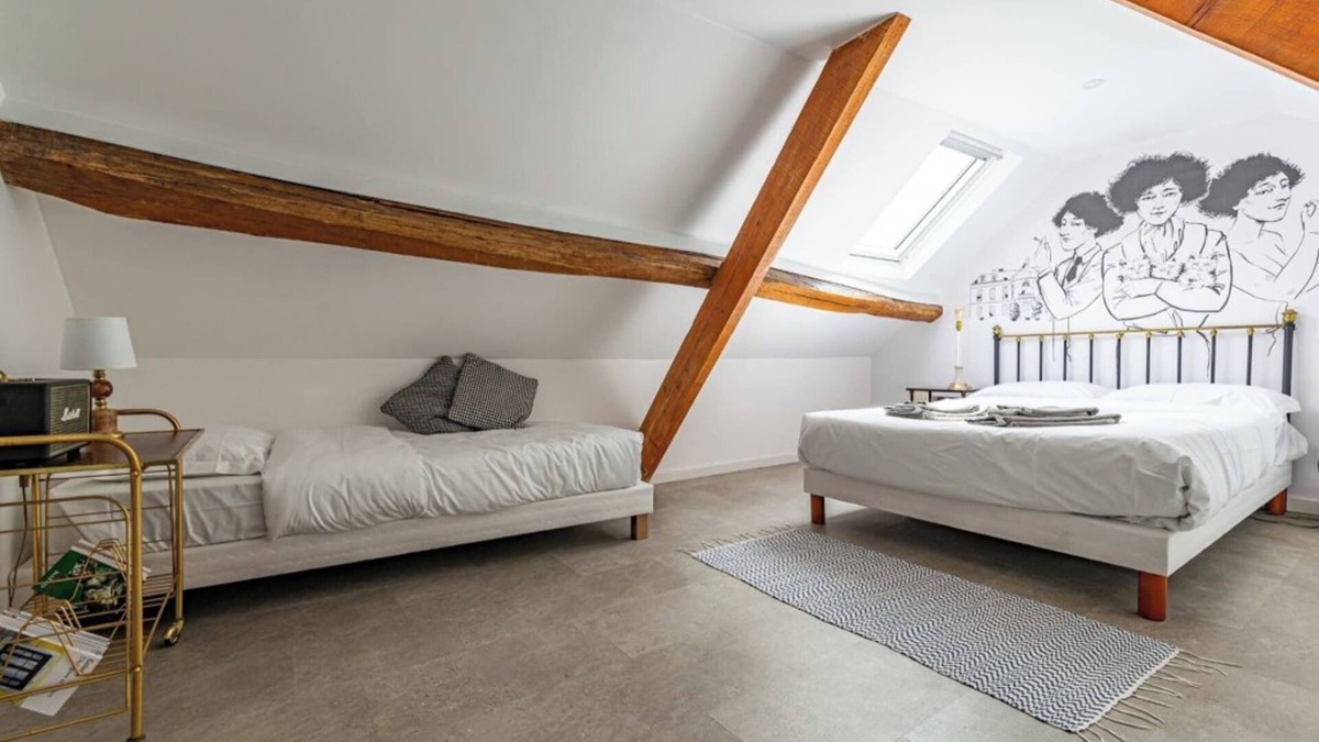 Flavigny-sur-Ozerain Apartment | Logis Colette