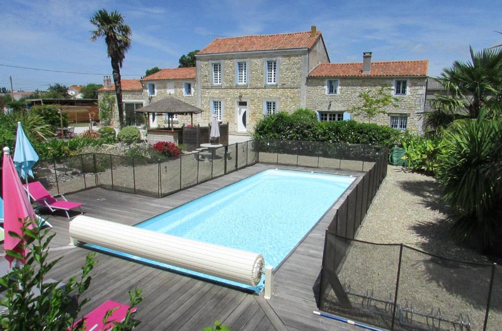 Le Gua House | Logis de Chalons à la mer