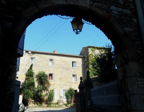 Canet House | Logis de La Meschaussée, dans donjon du XIe siècle