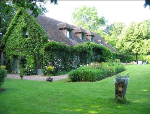 Saint-Branchs Bed & Breakfast | Logis de la Paqueraie