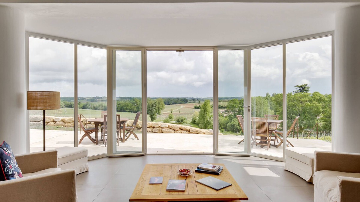 Saint-Etienne-De-Lisse Bed & Breakfast | Logis DE Valandraud