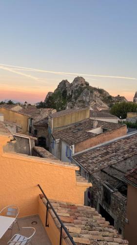 Pierrelatte Apartment | logis des abeilles sejour-tricastin