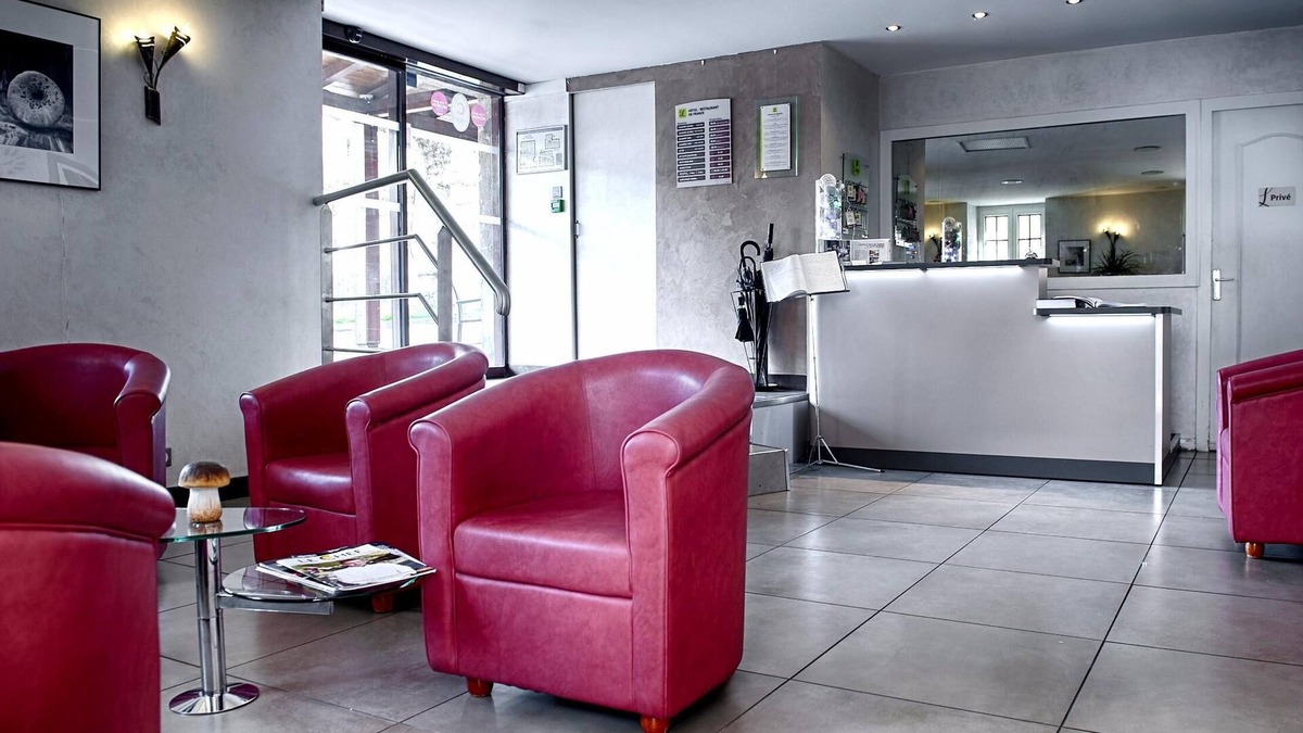 La Cote-Saint-Andre Hotel | Logis Hôtel de France