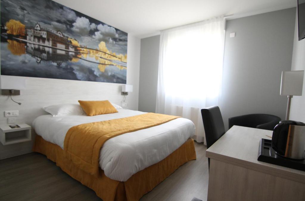Amiens Hotel | Logis Hôtel - La Chambre d'Amiens