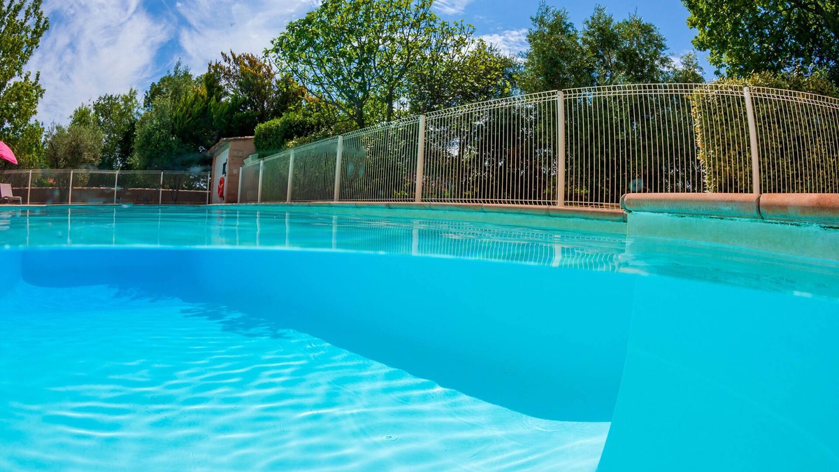 Aubagne Hotel | Logis Hôtel Noemys Pont de l’Etoile