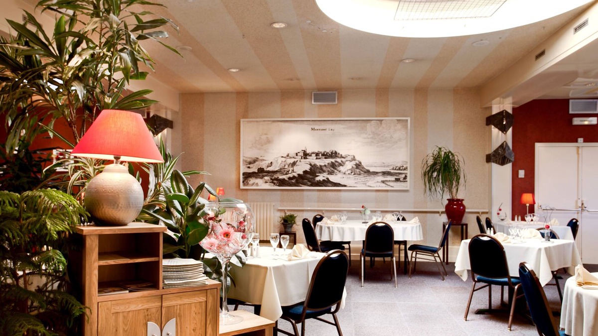 Montigny-le-Roi Hotel | Logis Hôtel & Restaurant Arcombelle