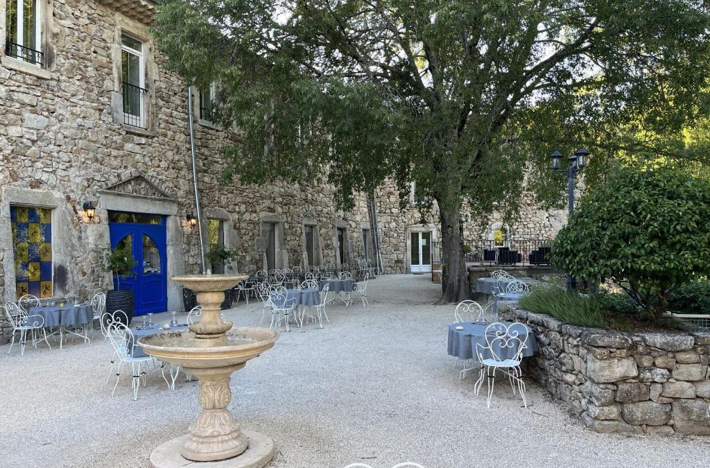 Largentiere Hotel | Logis Hôtel Restaurant Le Domaine de l'Eau Vive