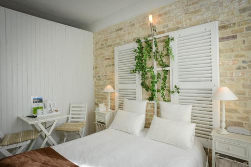 Carentan Hotel | Logis Hôtel Restaurant l'Auberge Normande