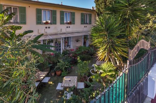 La Californie Hotel | Logis Hôtel Villa Victorine