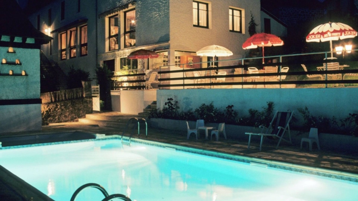 Saint-Cirgues-de-Jordanne Hotel | Logis Hotel Les Tilleuls